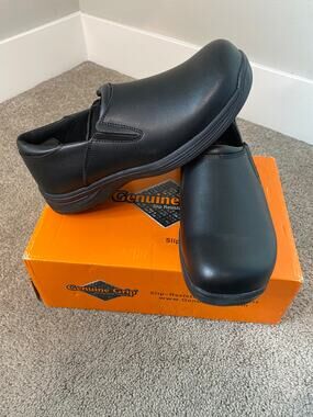 New Genuine Grip Slip Resistant Work Clogs Black Men's Size 9